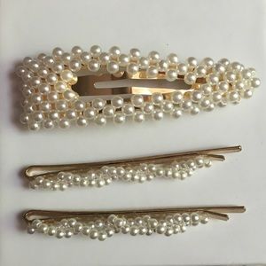 BNWOT Zara Pearl Hair Clip + Bobby Pins